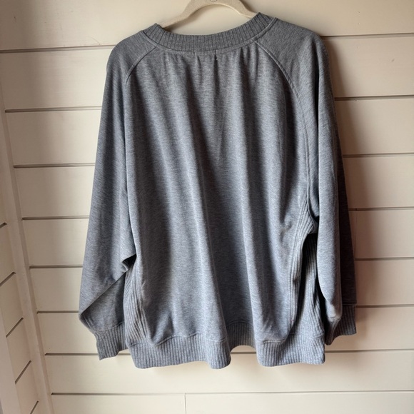 Simply Southern Mom Sweatshirt - Picture 5 of 6